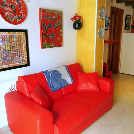 Holiday home Casa Vacanze Marilyn A